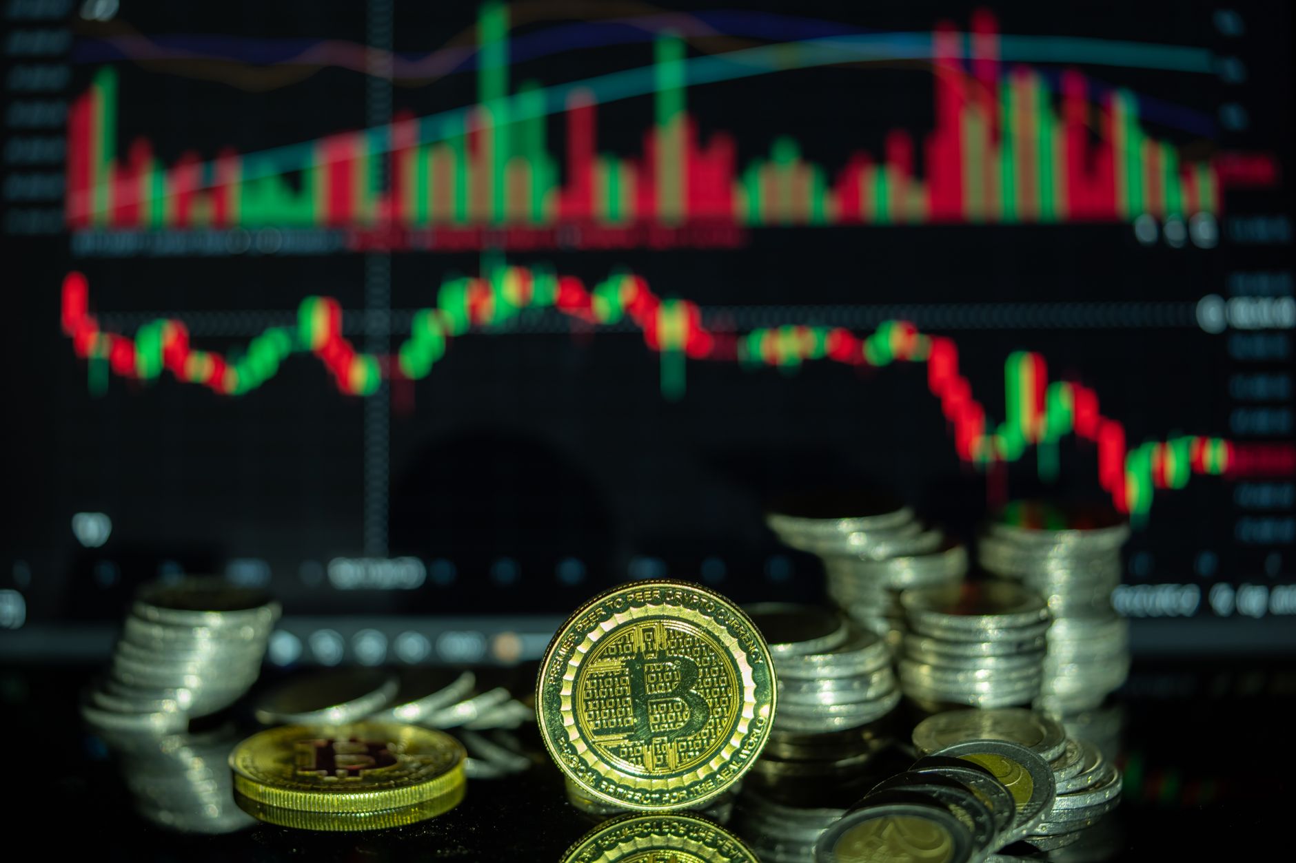 Bitcoin 78.000 dolara geri döndü — savaş paniği ayı tuzağı, tarım dışı istihdam ve CLARITY öncesi fırsat penceresi